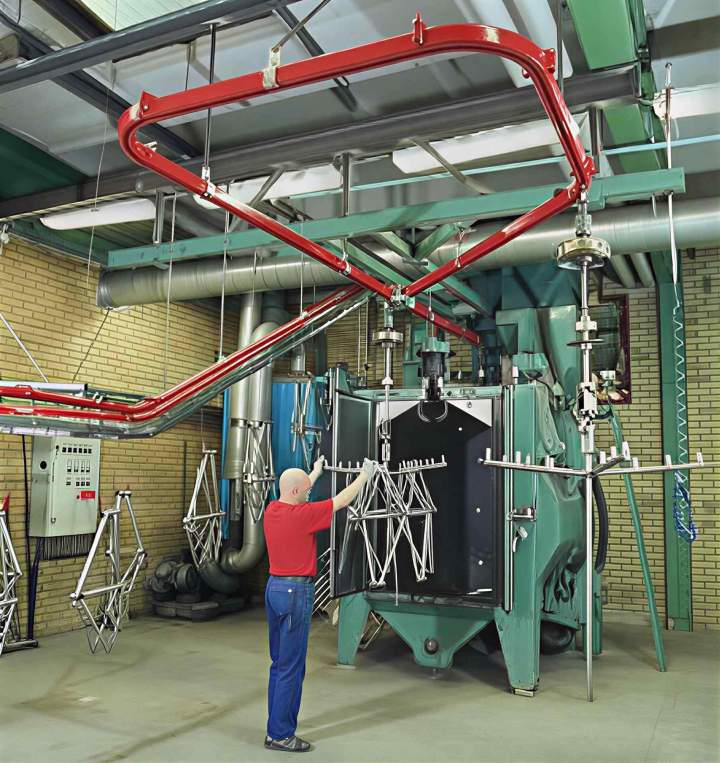 Overhead conveyor system France